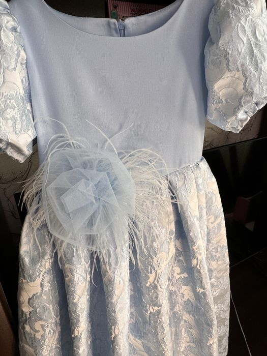 Нарядное платье