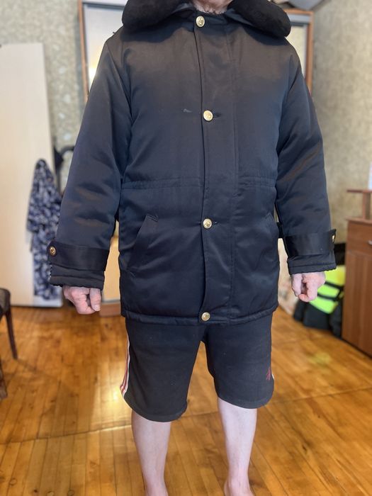 Продам куртка теплую меховая