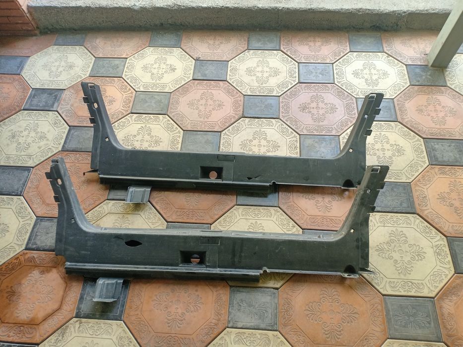 Мерседес.210 блок стеклопадемников.