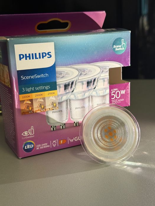Becuri LED Philips