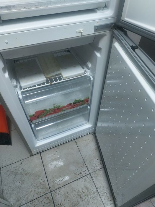 Холодильник BOSCH