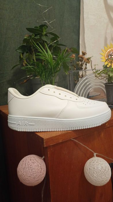 Дамски маратонки