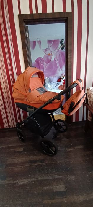 Продавам бебешка количка Buba Zaza 3 в  1