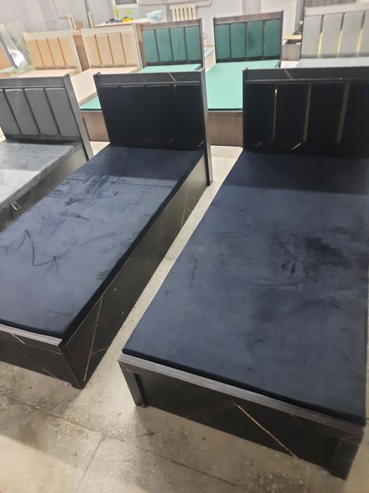 MEBEL krovat ARZON 650 SUM