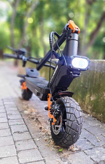 Trotineta electrica NOUA 800w power amortizoare solide roti off road