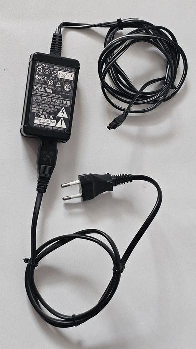 Sony AC-L200 Alimentator - Incarcator pentru camere video Sony