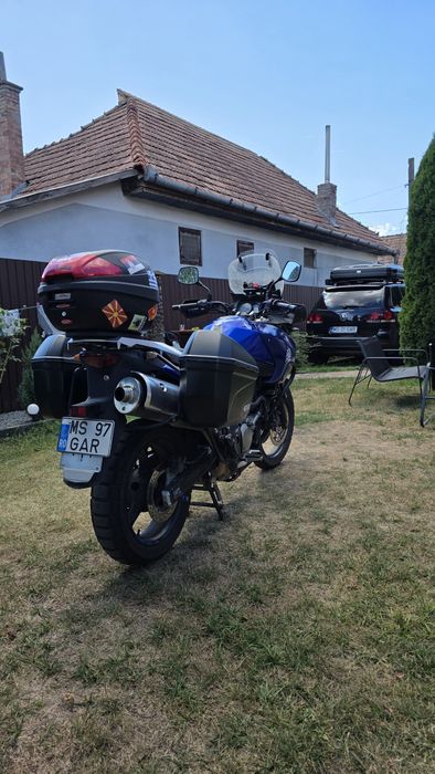 Suzuki V Strom DL650 complet accesorizat 3 cutii scut cric central mansoane incalzite anvelope noi