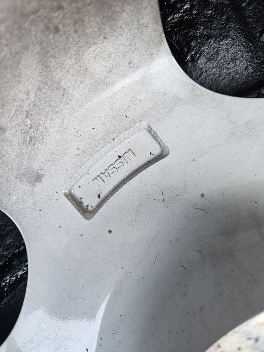 Патерица/резервна гума за Infiniti Fx Qx