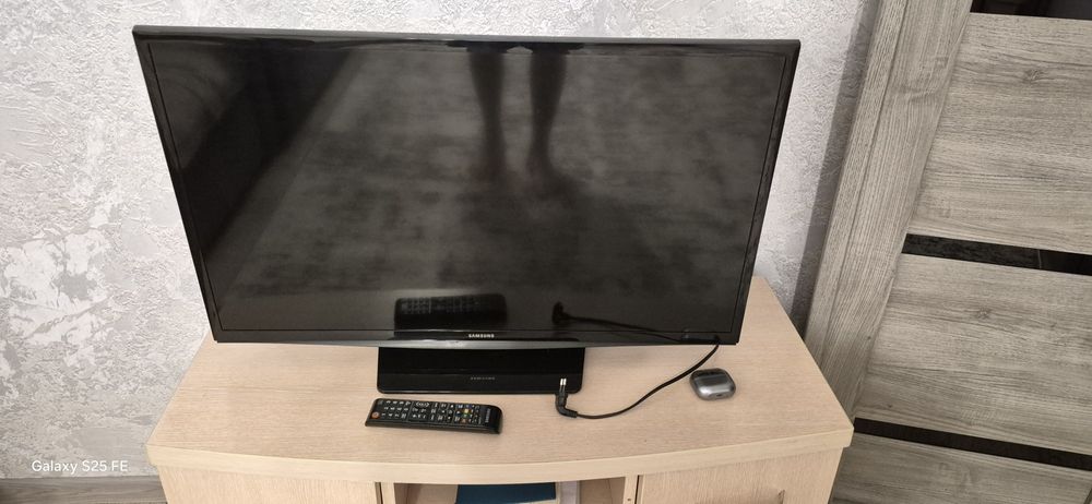 Телевизор SAMSUNG продам