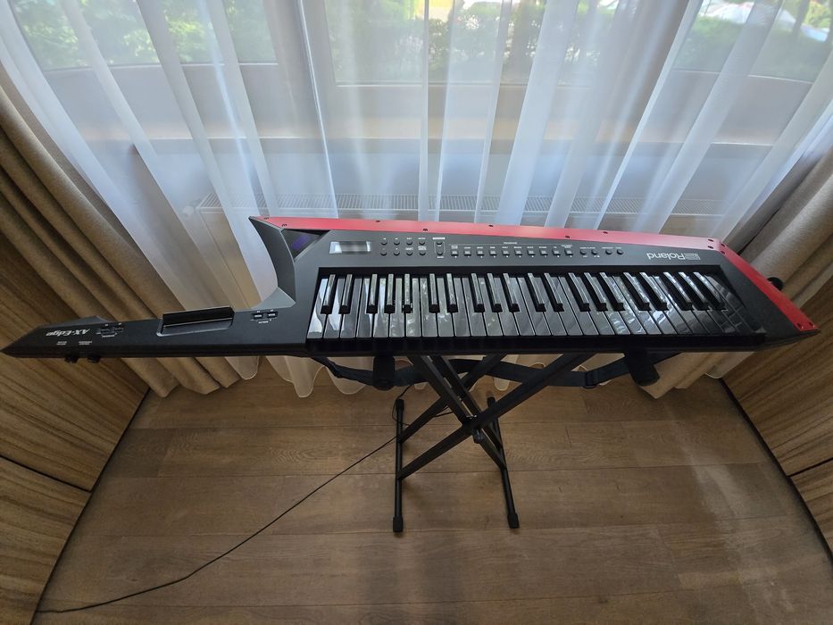 roland - Instrumente muzicale | OLX.ro