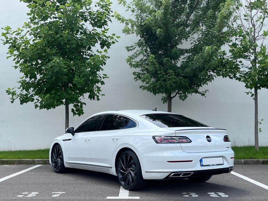 VW Arteon, R-line, 4M, Matrix, Pano, 20"