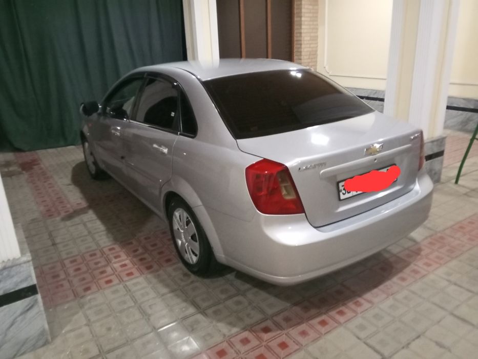 Лассети оптра корейский 1,8.