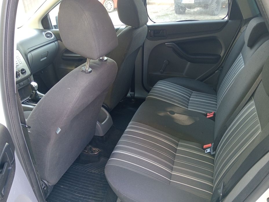 Ford focus 2 break facelift 2009 1.4 benzina