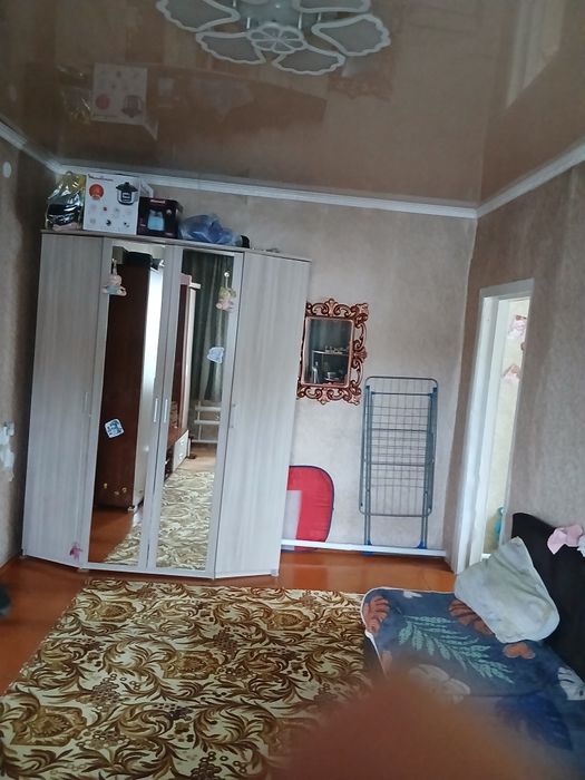 Продам пол дома в 2х квартирном доме