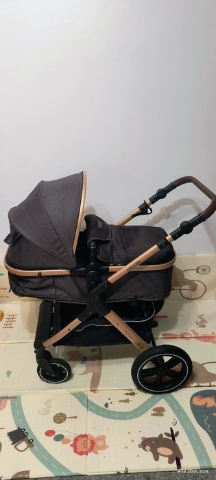 Vând cărucior bebeluși Coccolle Melora 3 in 1, landou transformabil in funcție de vârstă bebelușului si  scoică auto