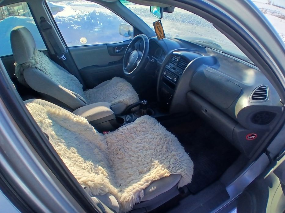 Хюндай санта фе.