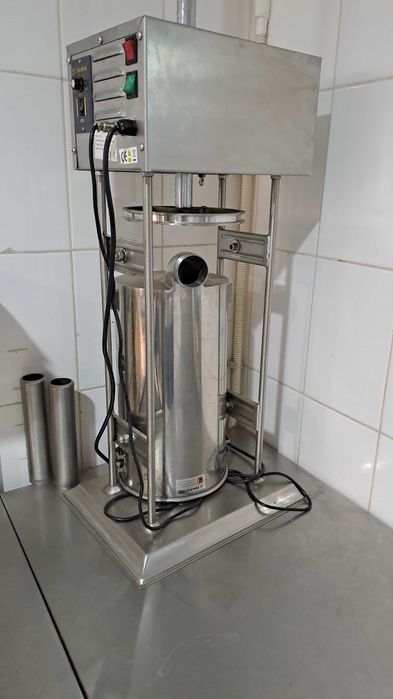 De vanzare echipamente si mobilier HORECA second hand