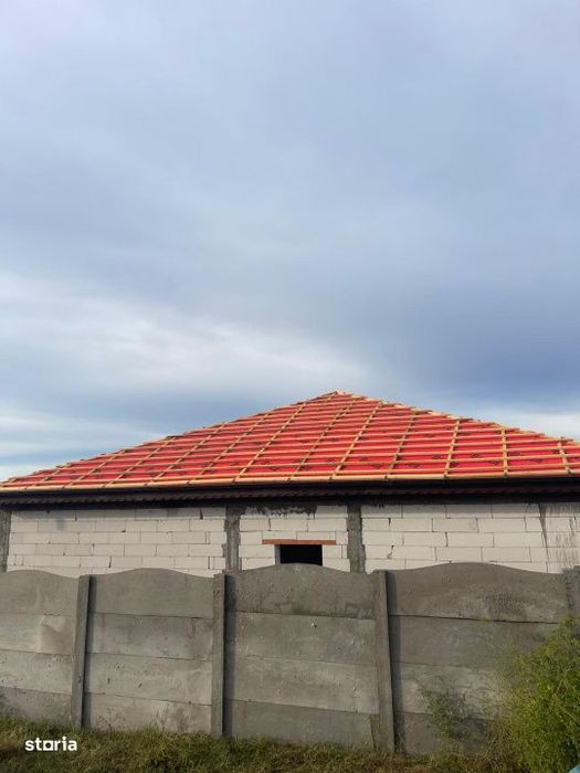 Casa parter, 129 m utili, 450 mp, zona Malu Mare