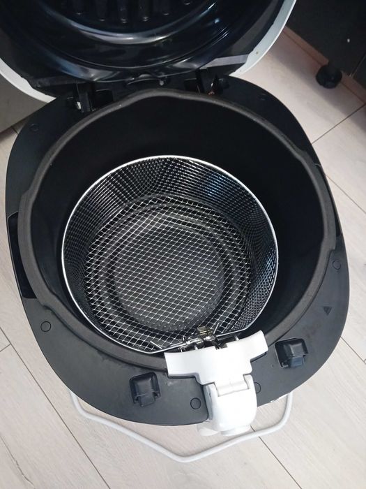 Friteuza Tefal Mega FR480015, XXL, 2100 W, 3.3L, temperatura ajustabila 150-190°C, filtru mirosuri neplacute, alb/gri