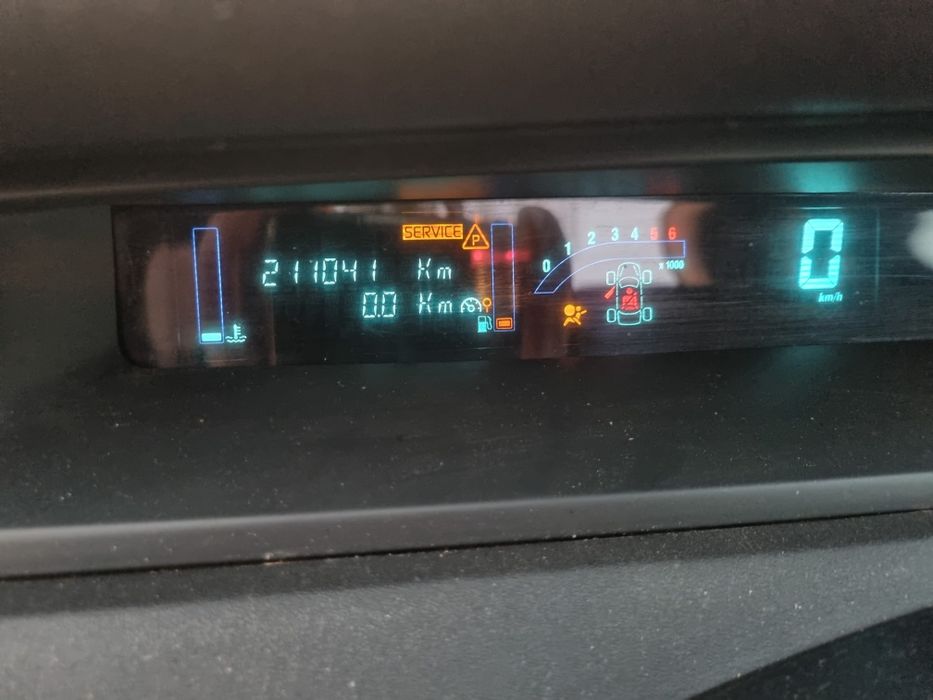 Amortiizor stanga față cu arc si flansa cu rulment renault scenic 2