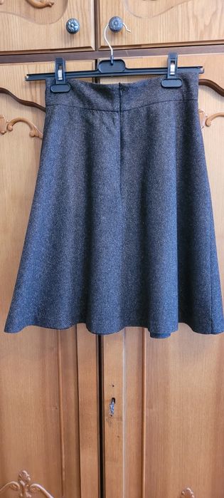 Юбка на девочку,шерстенная,фирменная.