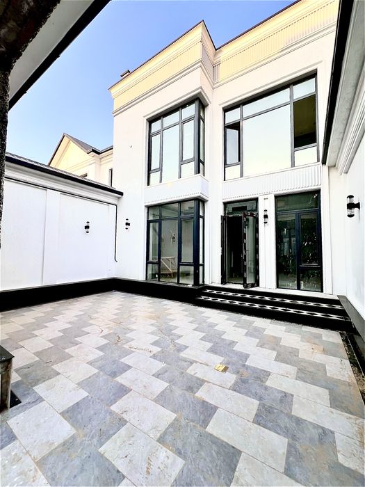 Zo’r narxda Tayyor Uchastka 6 Xona 3 Etaj