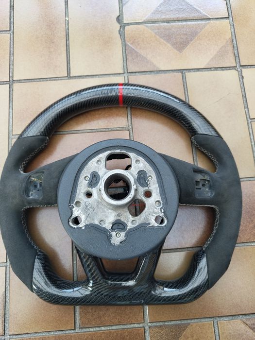 Vând volan audi A4 B9 compatibil cu audi A6 c7 (decodor defect)