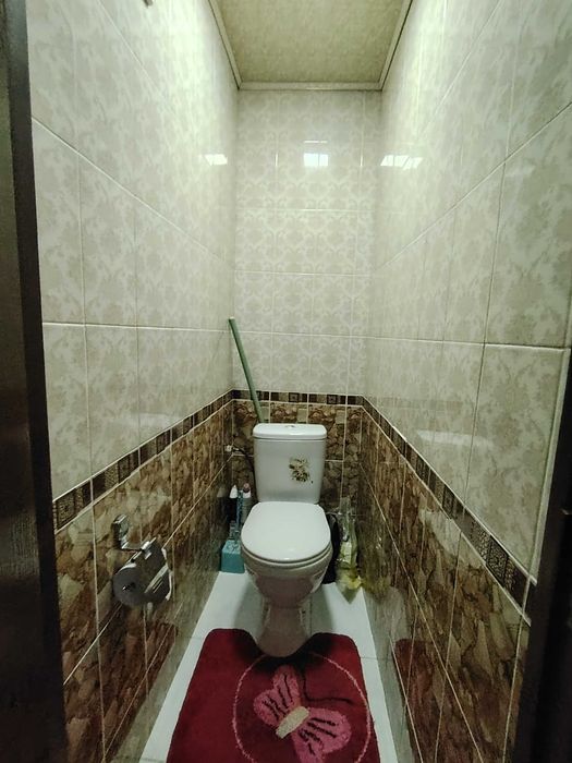 СРОЧНО 4 хонали 80м2 квартира 4/1/4 сотилади