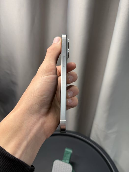 Продавам Apple iPhone 15 Pro Max 256GB (White Titanium) | Отлично състояние