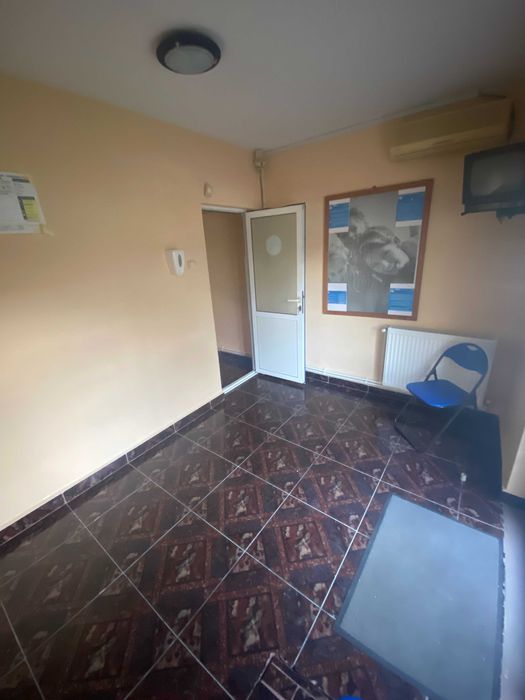 Proprietar, vand spatiu comercial ideal pentru cabinete medicale