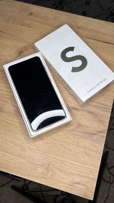Samsung S21 fe 128гб