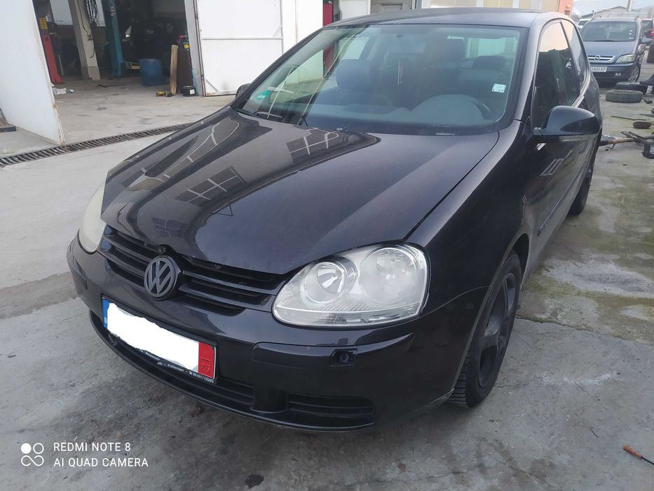 VW GOLF 5 2.0 бензин 150кс. 2005г. На части.