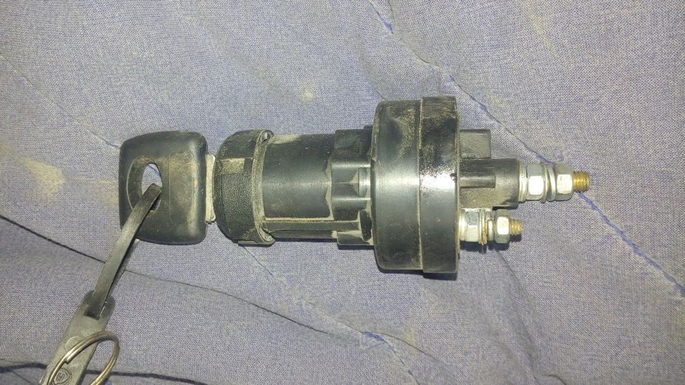 Продам авто запчасти