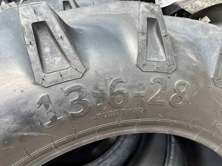 Anvelope noi 13.6-28 cu 8 pliuri pentru tractor spate marca GRI