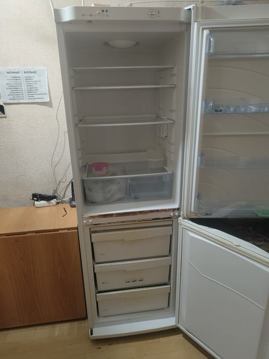 Холодильник, б/у, рабочий
