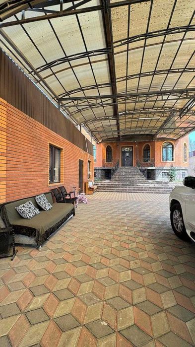 Отдельный дом · 7 комнат · 520 м² · 10 сот., мкр Калкаман-2
