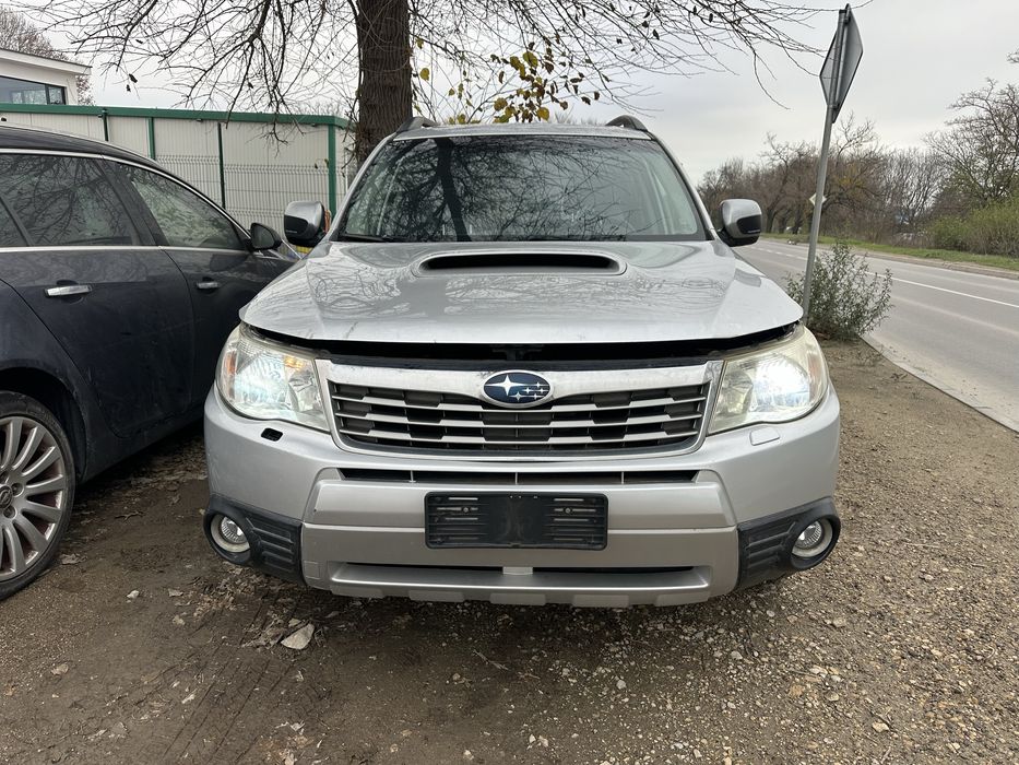 Предна броня комплект за Субару Форестър 2008-2012г.!