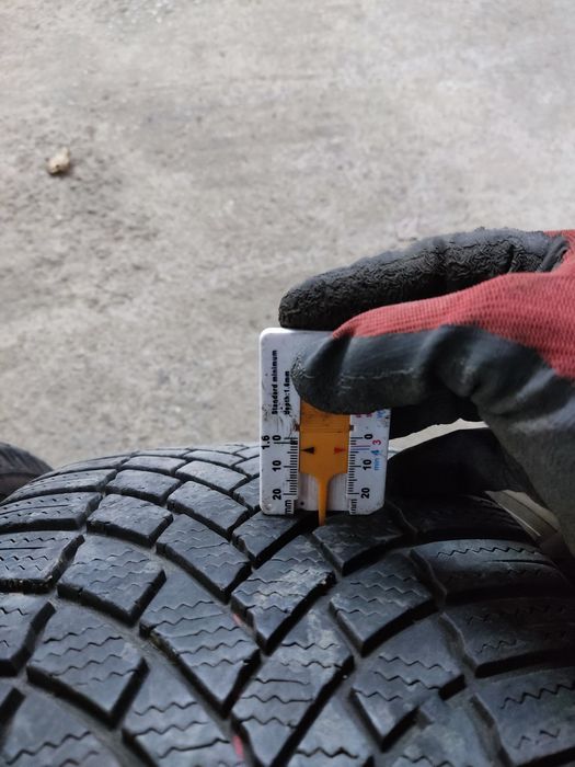 225 50 17 Зимни Bridgestone