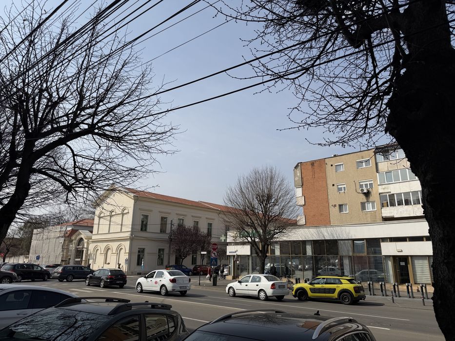 Apartament 2 camere, zona Piata Mihai Viteazul