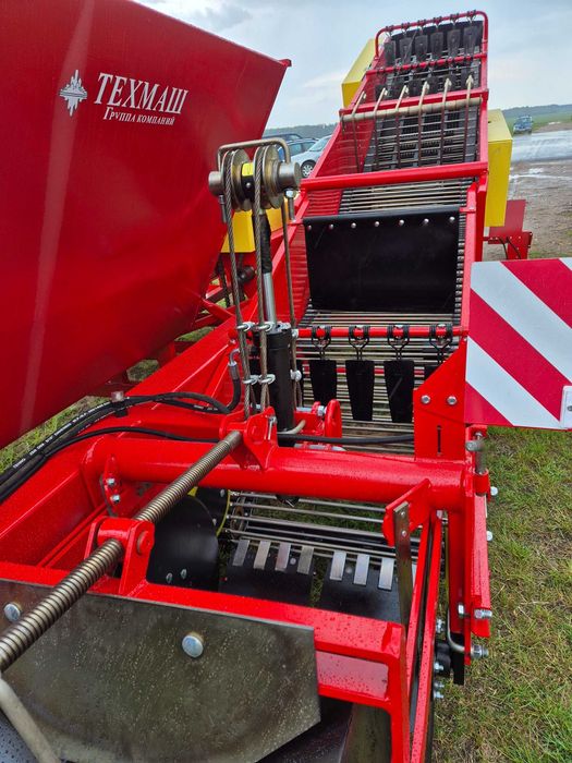 Комбайн картофелеуборочный ККУ-1