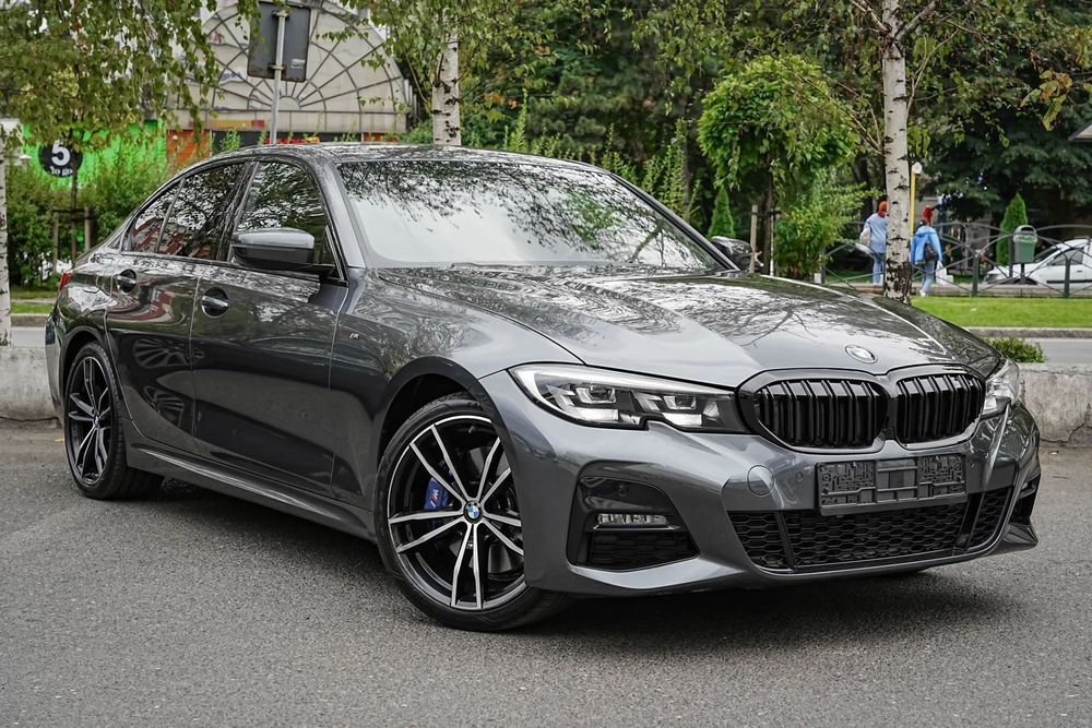 BMW Seria 3 BMW 320i 2.0I 184cp M-Pachet Bord Cockpit Piele Navi Bi-Xenon