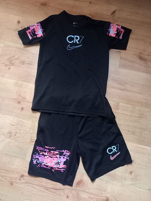 Екип nike 147-158