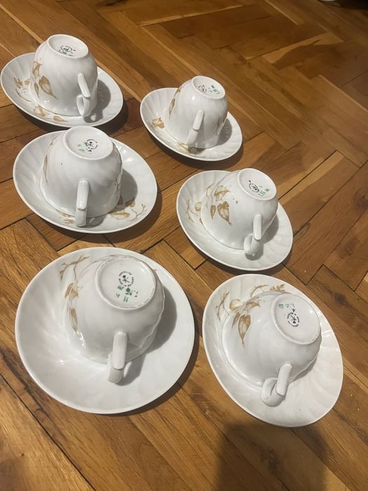 Комплект чаени чаши с чинийки