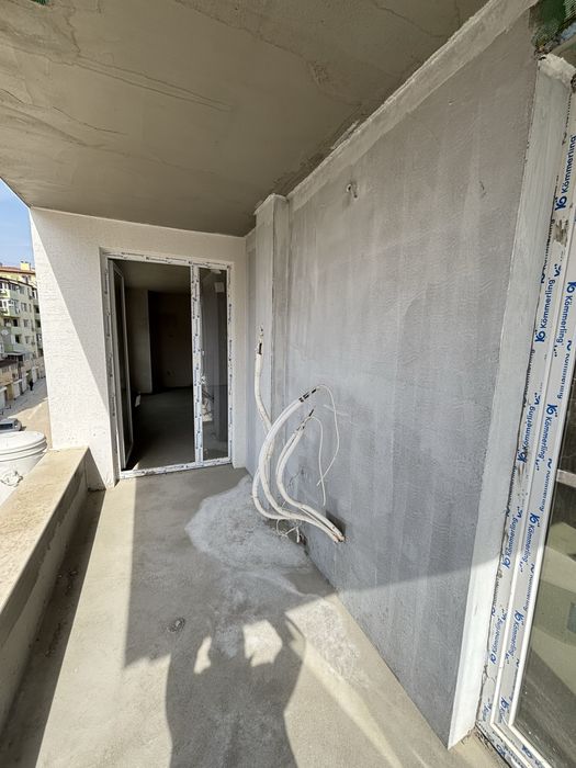 Тристаен апартамент в Левски