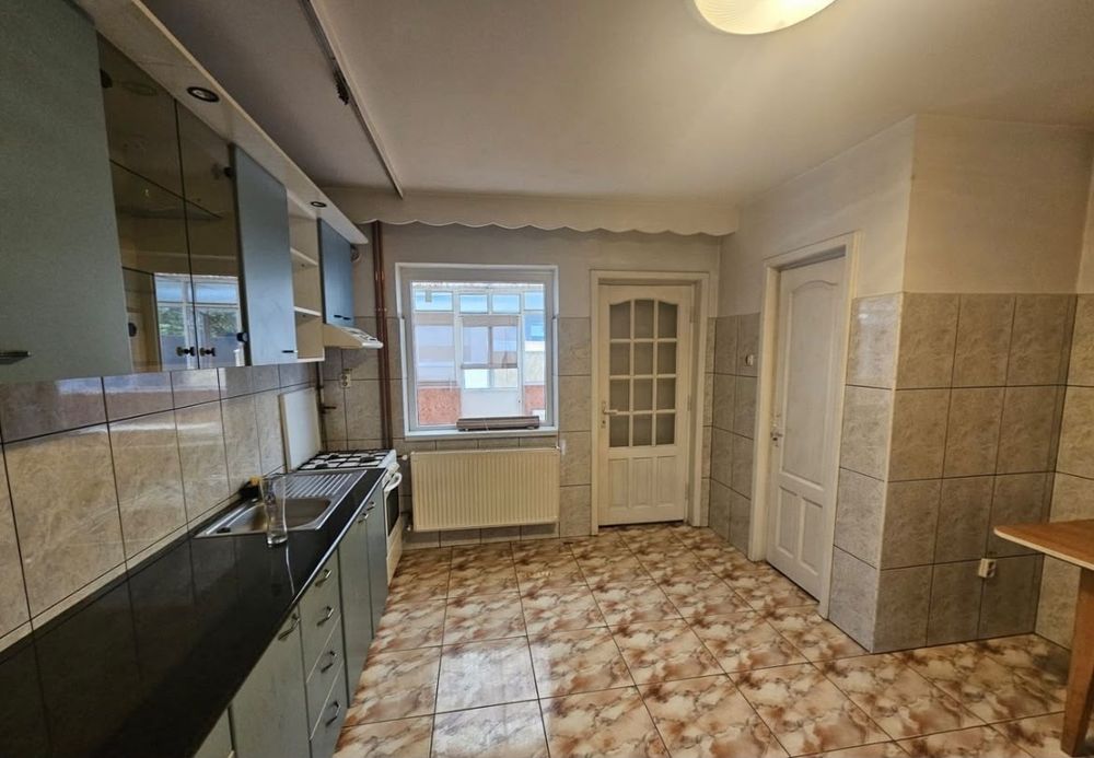 Inchiriez casa în cartierul  Gheorgheni