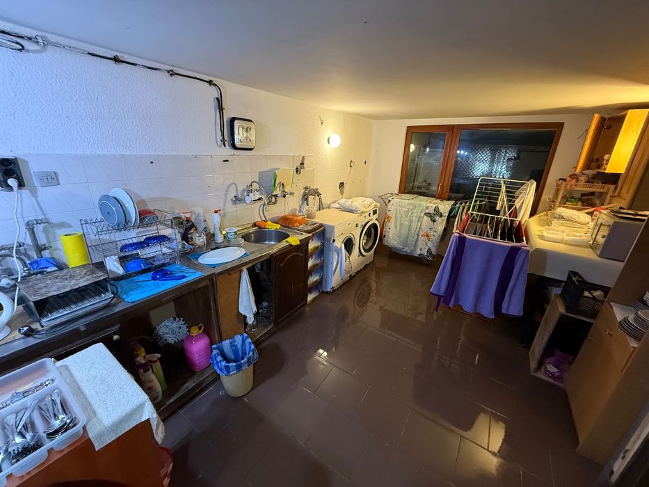 Дава се под наем Къща в Свети Влас - 550 кв.м за 0.51 € - Снимка #15