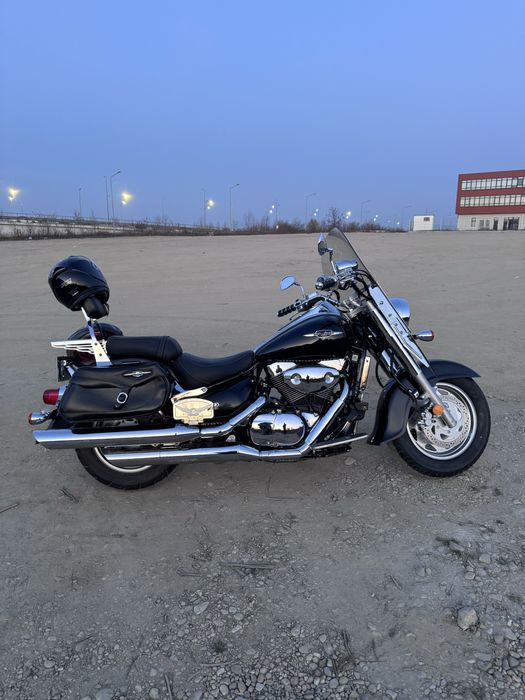 Vand sau schimb.Suzuki boulevard c90 model 2005