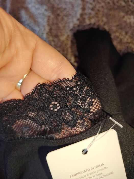 Рокля М размер с дантела нова