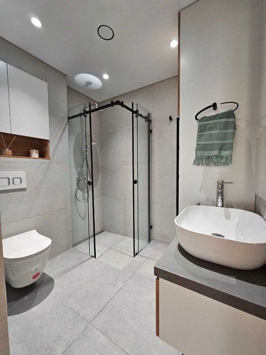 Центр Луночарского. 2/3/6. Новостройка