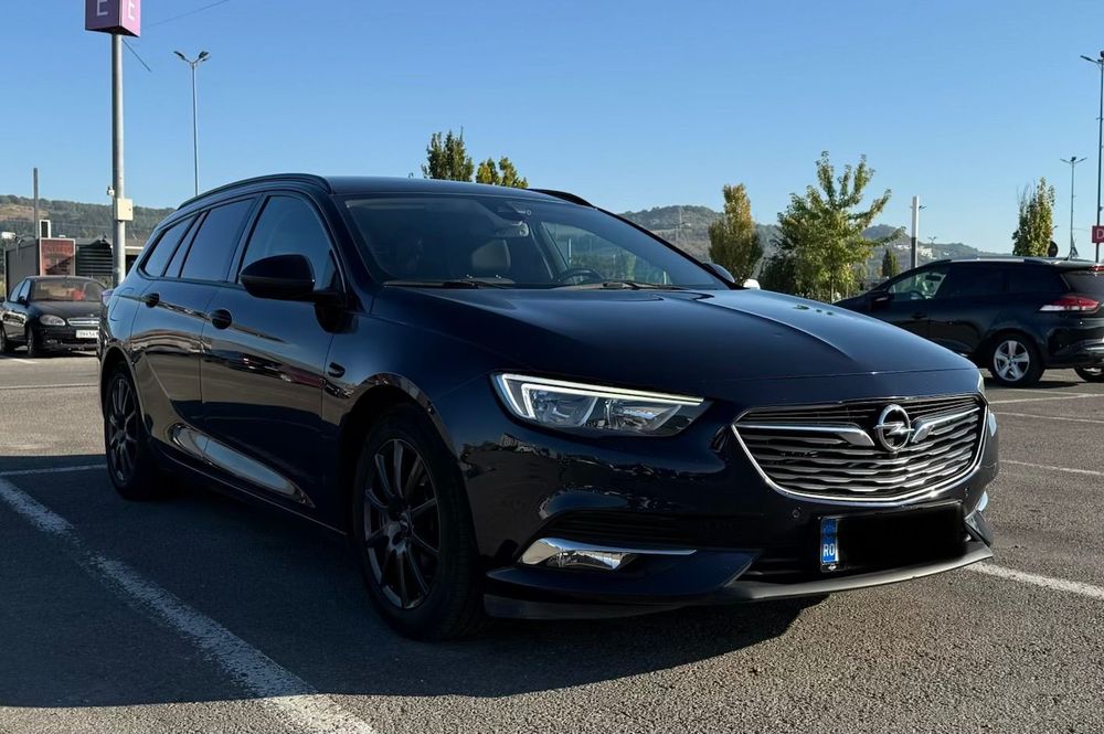 Opel Insignia Stare foarte bună, distribuție înlocuită.